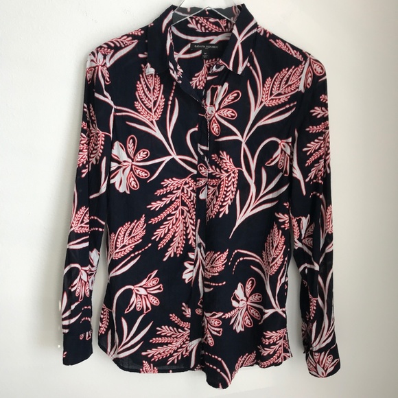 Banana Republic Floral Navy Button Down Shirt Size M - Picture 1 of 6